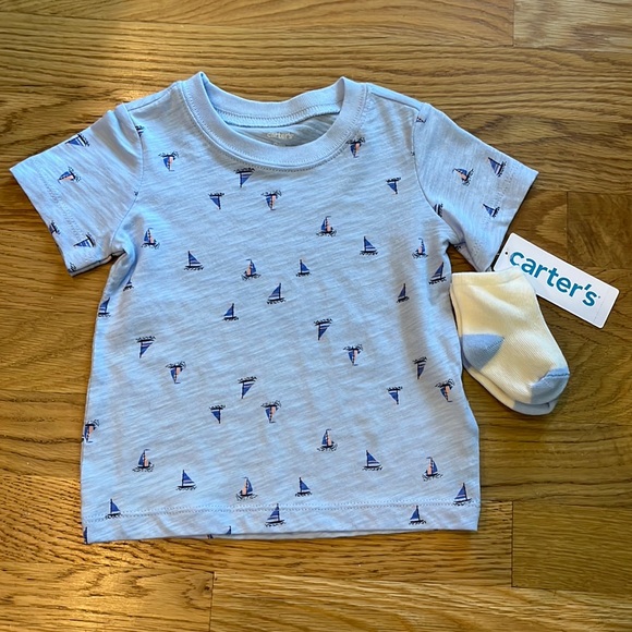 Carters blue boat shirt & matching socks - Picture 1 of 3
